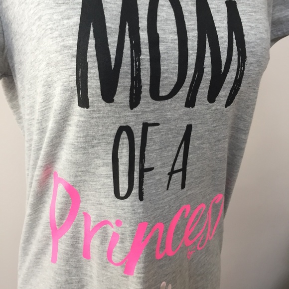 Justice Mom of a Princess T-Shirt M - Picture 2 of 2